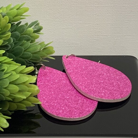 Pink Earring, Love Earring, Valentine's Day Earring, Cancer Earring, Gift Idea - Picture 1 of 6